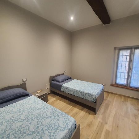 Alloggi Di Porta Po Apartment Cremona Bagian luar foto